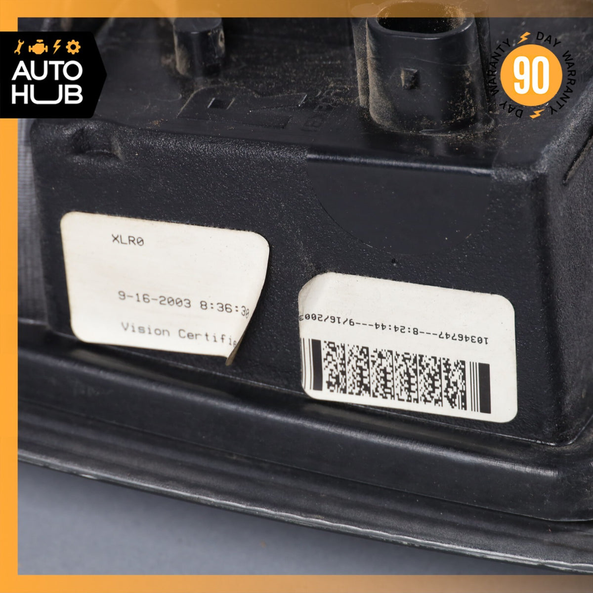 04-09 Cadillac XLR Rear Trunk Lid License Plate Light 10346747 OEM - photo 15