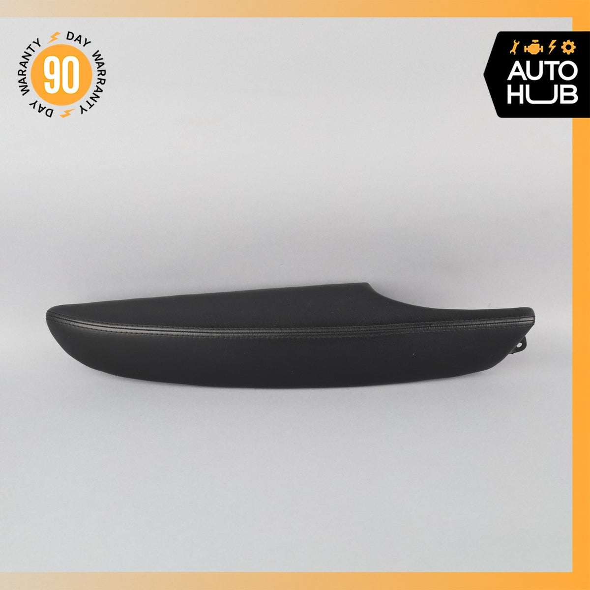 08-17 Maserati GranTurismo M145 Front Left Interior Door Panel Armrest OEM 74k - photo 1