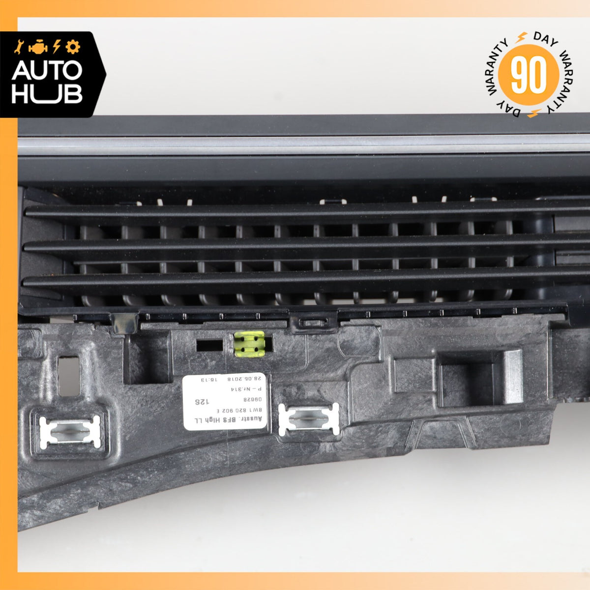 17-18 Audi B9 A4 Dashboard A/C Vent Assembly Black OEM 56k - photo 7