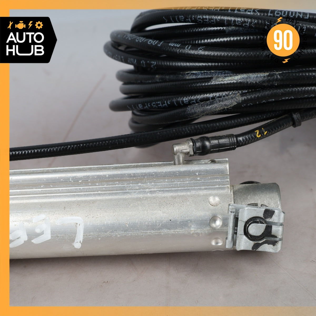 08-13 BMW E88 128i 135i Left Side Main Hydraulic Lift Cylinder OEM - photo 4