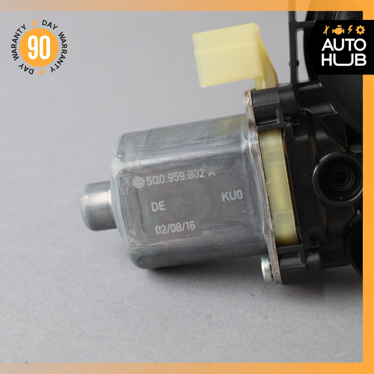 Porsche Macan S 95B Rear Right Side Door Window Regulator Motor 5Q0959802A OEM - photo 2