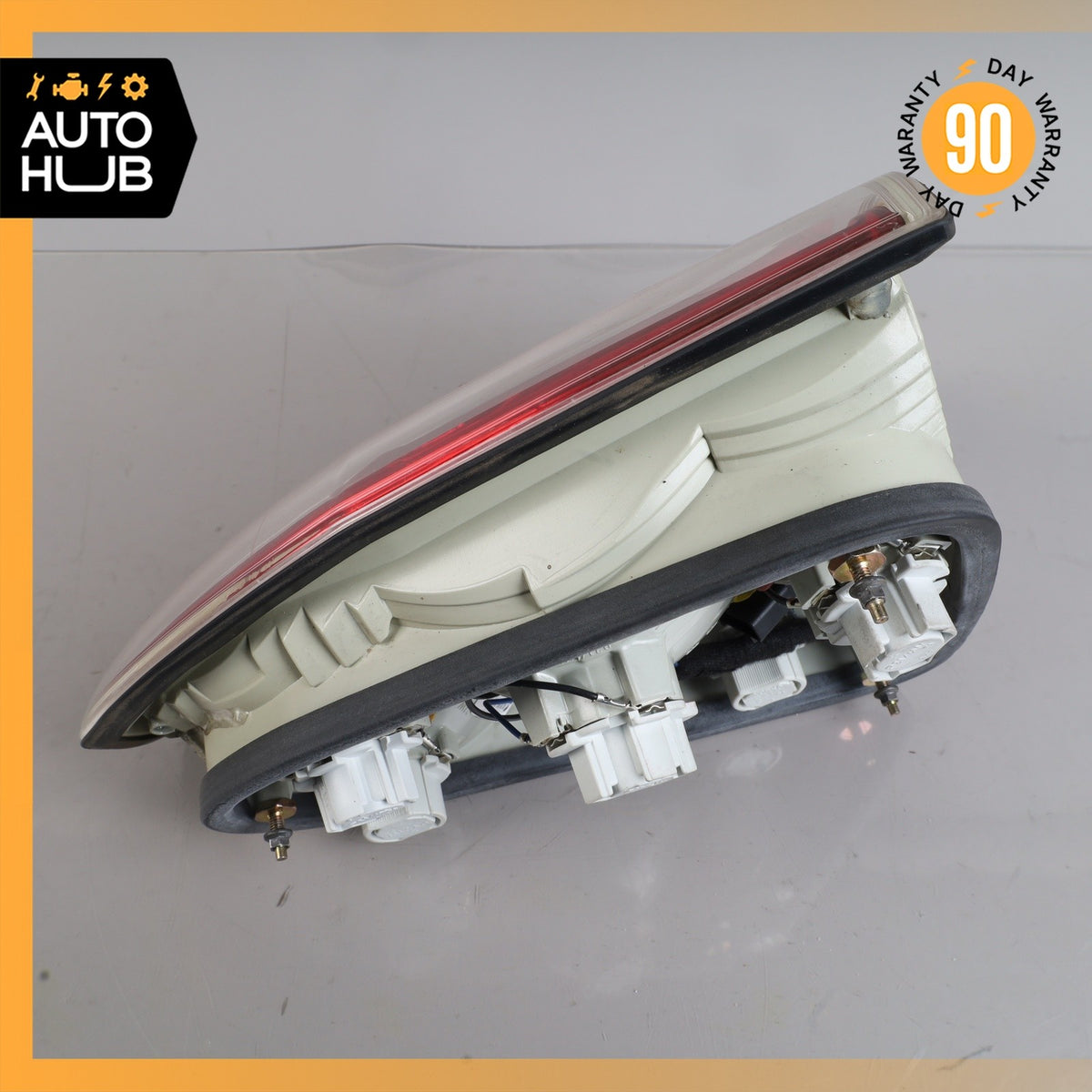 03-08 Maserati Quattroporte M139 Left Side Tail Light Lamp 191103 OEM 84k - photo 9