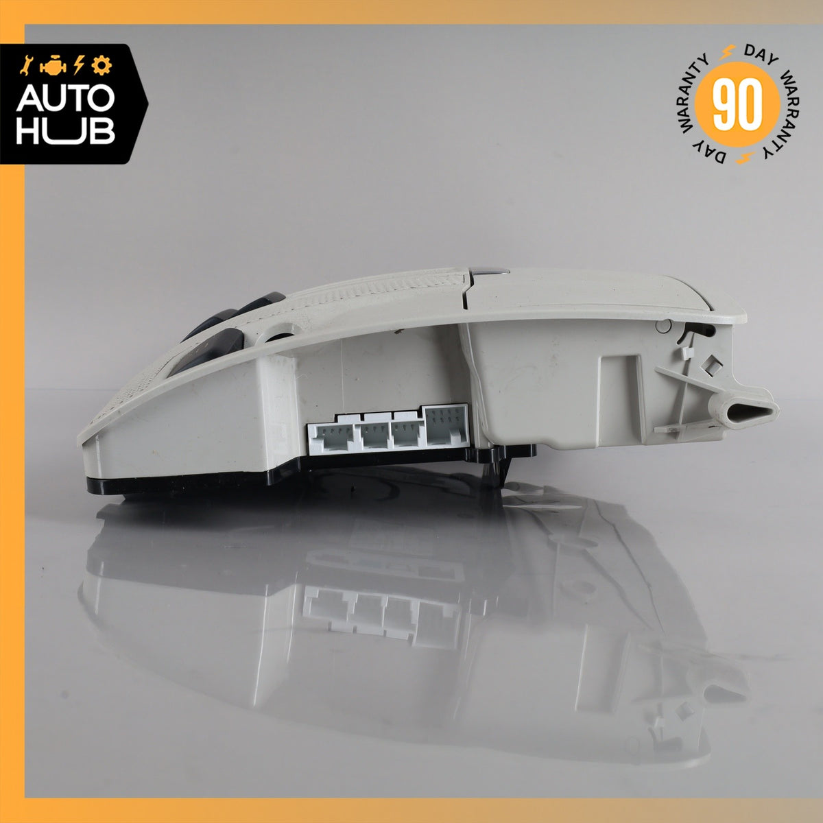 Mercedes W242 B250e Front Overhead Dome Light Lamp Gray OEM - photo 11