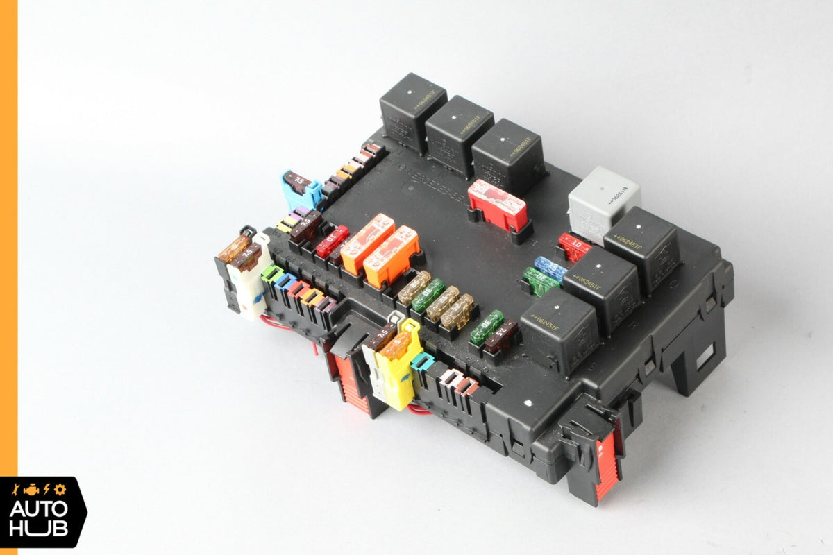 07-09 Mercedes W221 CL550 S550 S63 Rear Trunk Fuse Box 2215403250 OEM - photo 4
