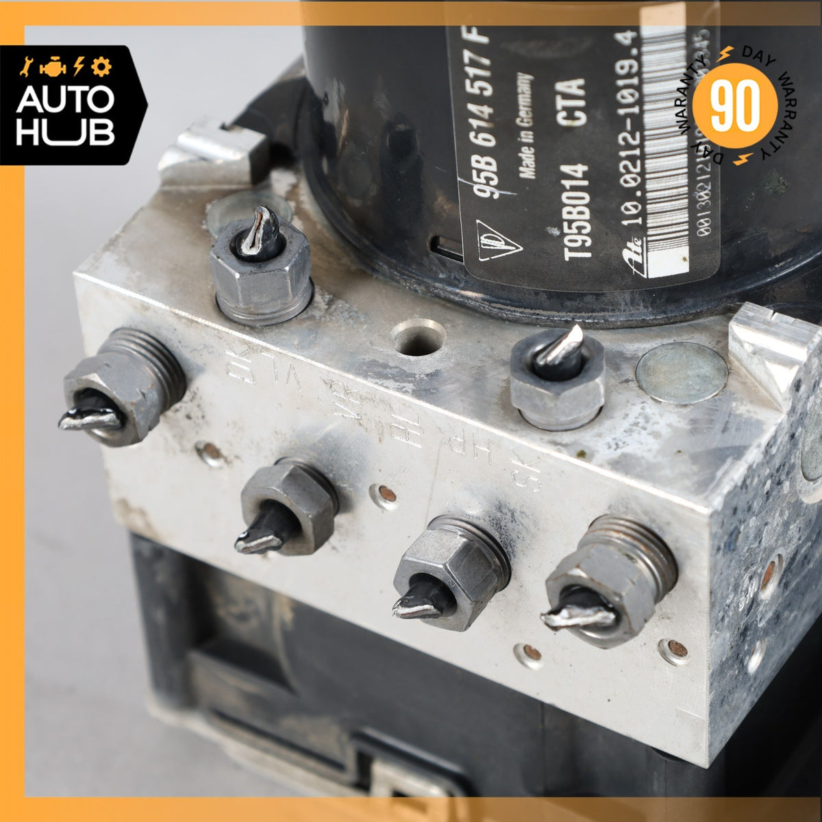 15-16 Porsche Macan 95B ABS Hydraulic Pump Control Module 95B614517F OEM 72k - photo 3