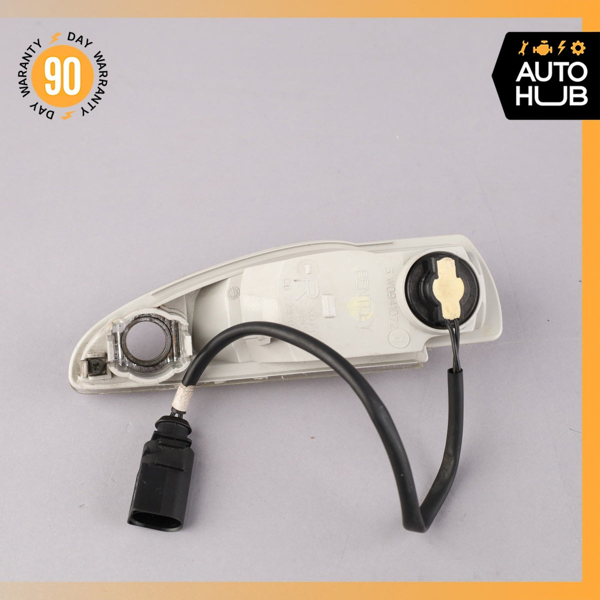 03-13 Bentley Continental GTC Rear Right Side Reverse Light Lamp OEM - photo 7