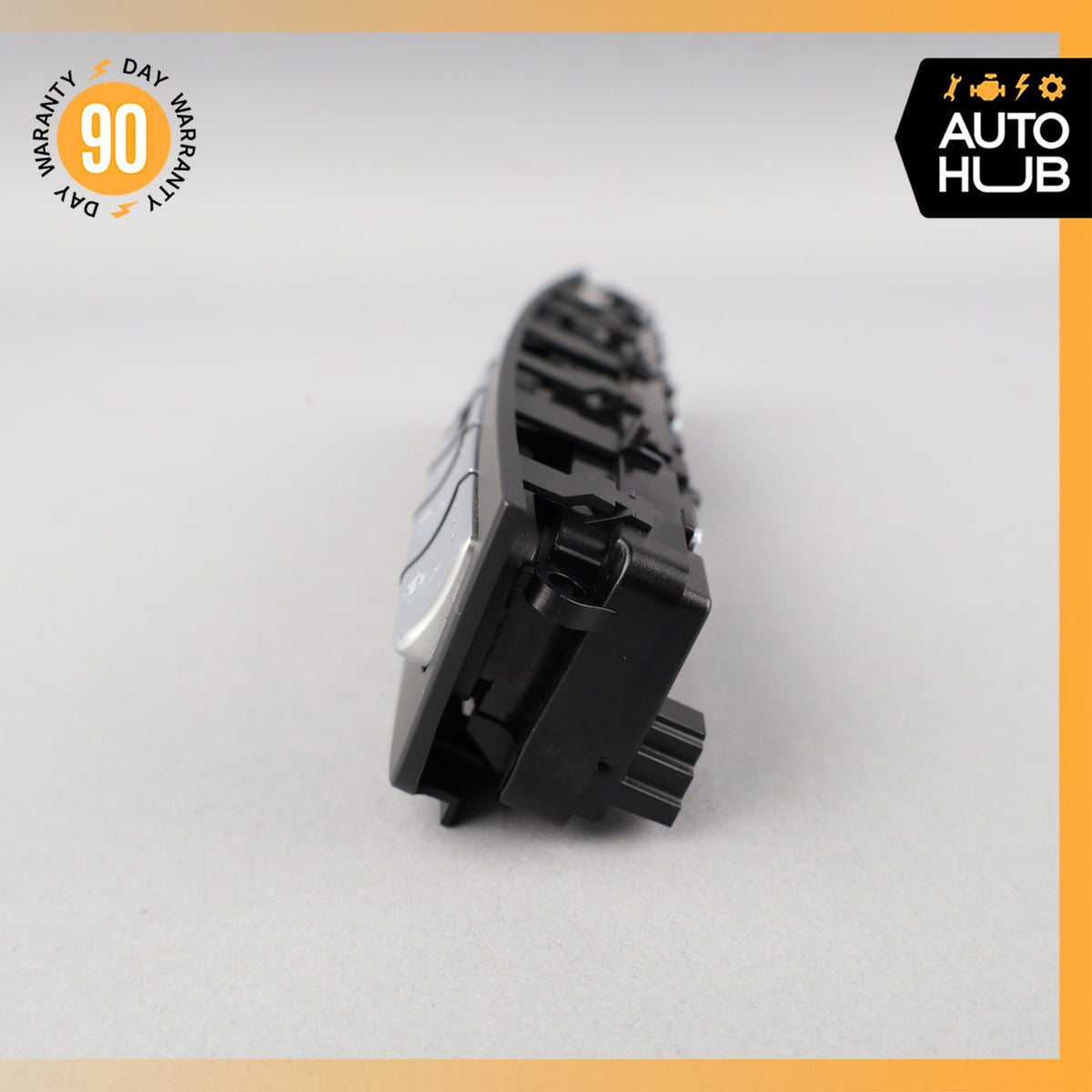 12-16 Mercedes R172 SLK350 Dashboard Hazard Heated Seats Control Panel OEM - photo 11