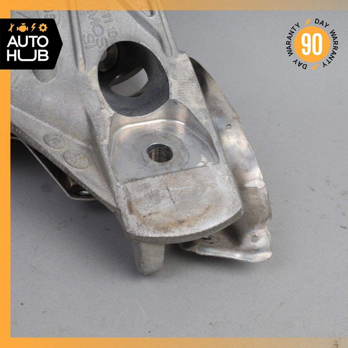BMW F15 X5 Right Side Engine Suppoty Mount Bracket OEM - photo 3