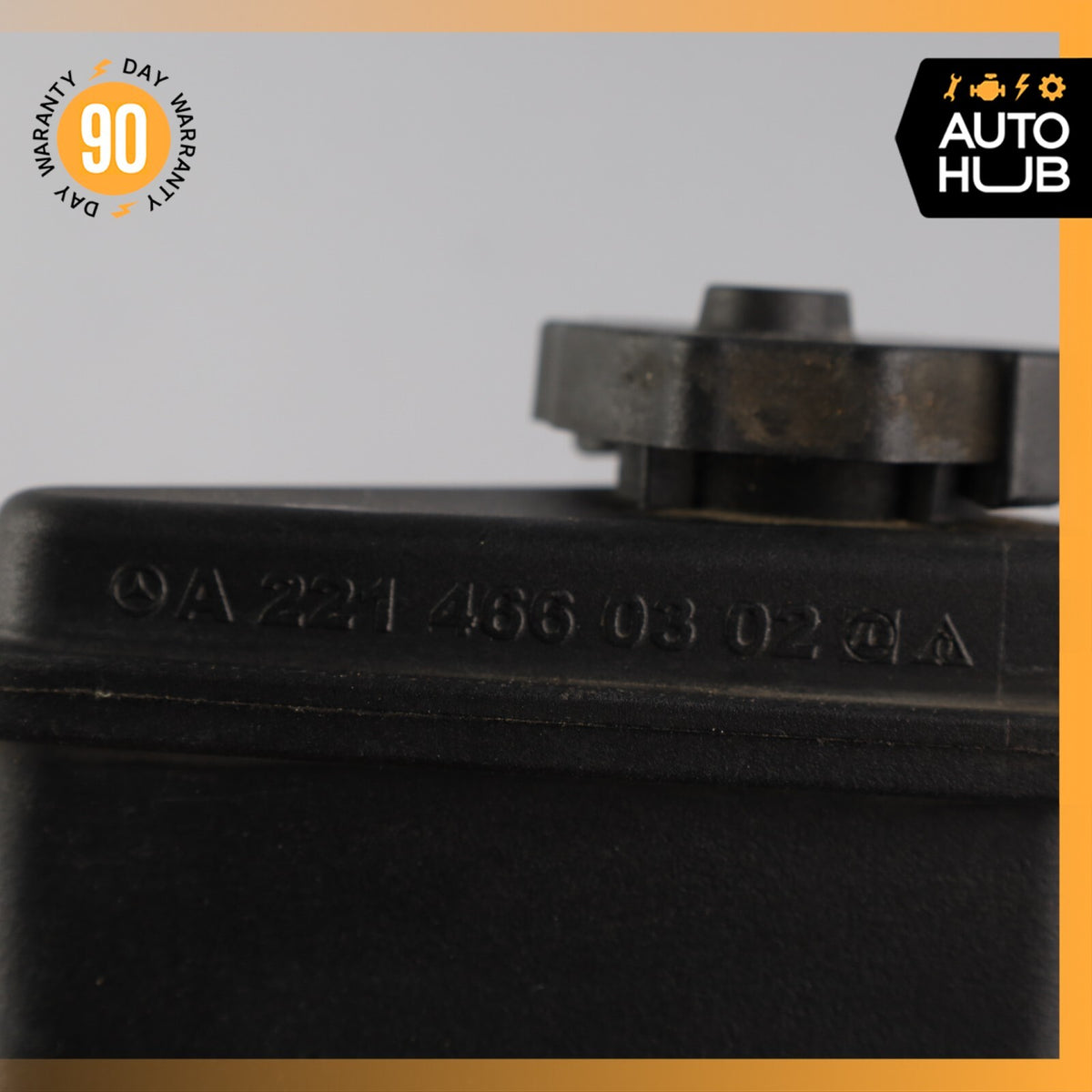 10-14 Mercedes W216 CL550 S400 Power Steering Fluid Reservoir 2214660302 OEM - photo 10