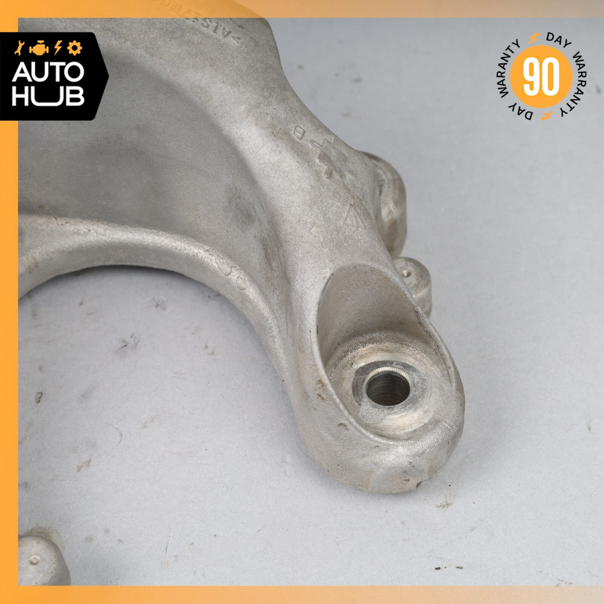15-18 Porsche Cayenne 958 Turbo Right Side Engine Motor Mount Bracket OEM - photo 2