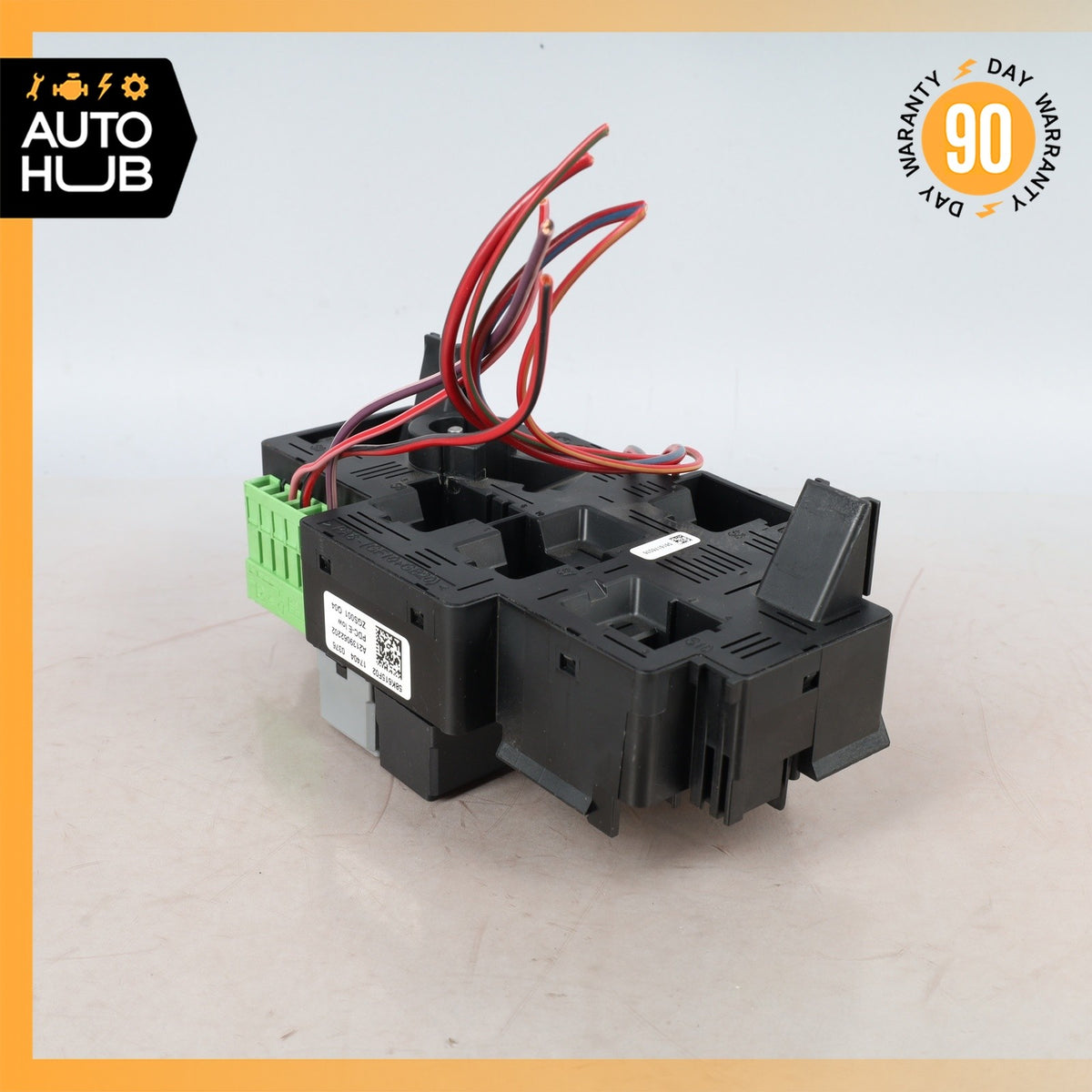 Mercedes W213 E300 E43 AMG Front Engine Fuse Box Relay 2139062202 OEM - photo 9