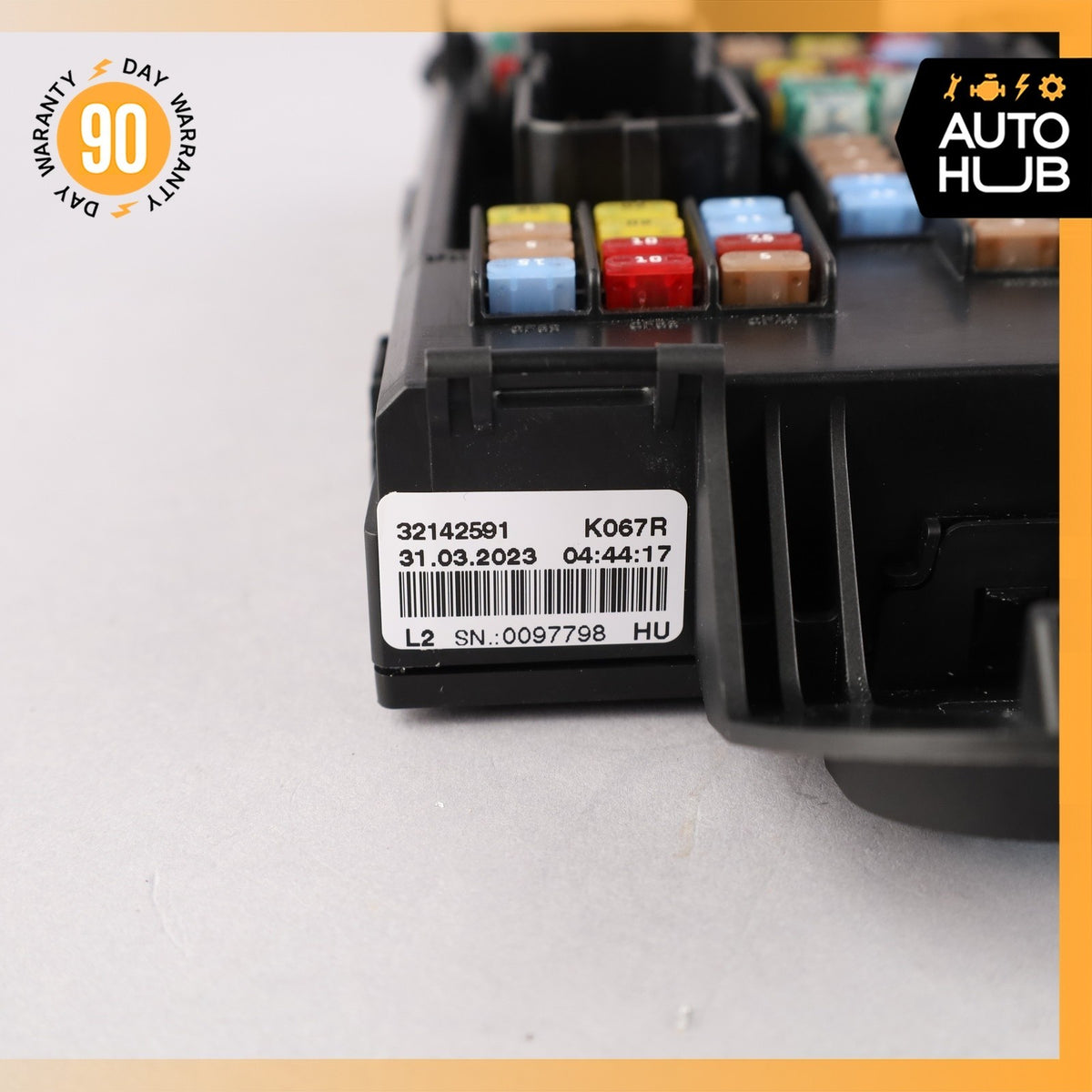 18-25 Volvo S60 S90 XC60 XC90 Front Right Interior Relay Fuse Box 32142591 OEM - photo 8