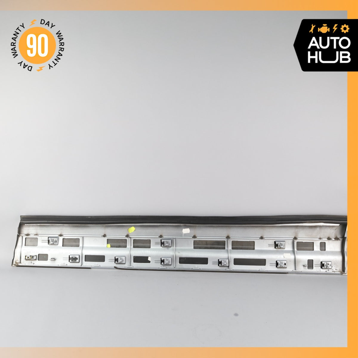 15-18 Porsche Cayenne 958 GTS Front Left Lower Door Molding Silver OEM - photo 11