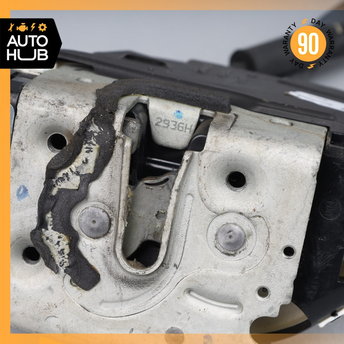 Maserati Quattroporte Ghibli Front Left Side Door Lock Latch Actuator OEM - photo 11