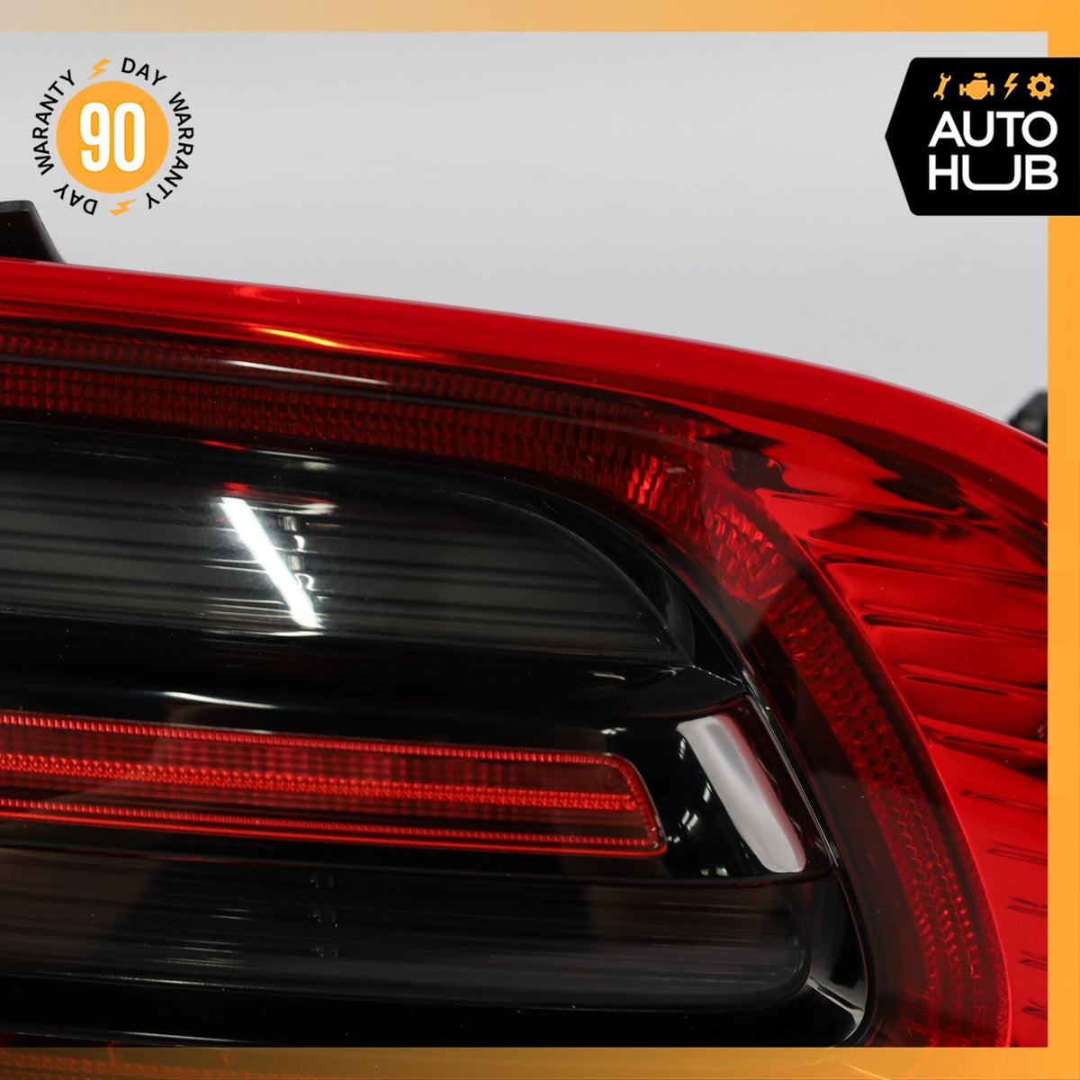 15-18 Porsche Macan S 95B Rear Left Driver Side Inner Tail Light Lamp OEM - photo 5