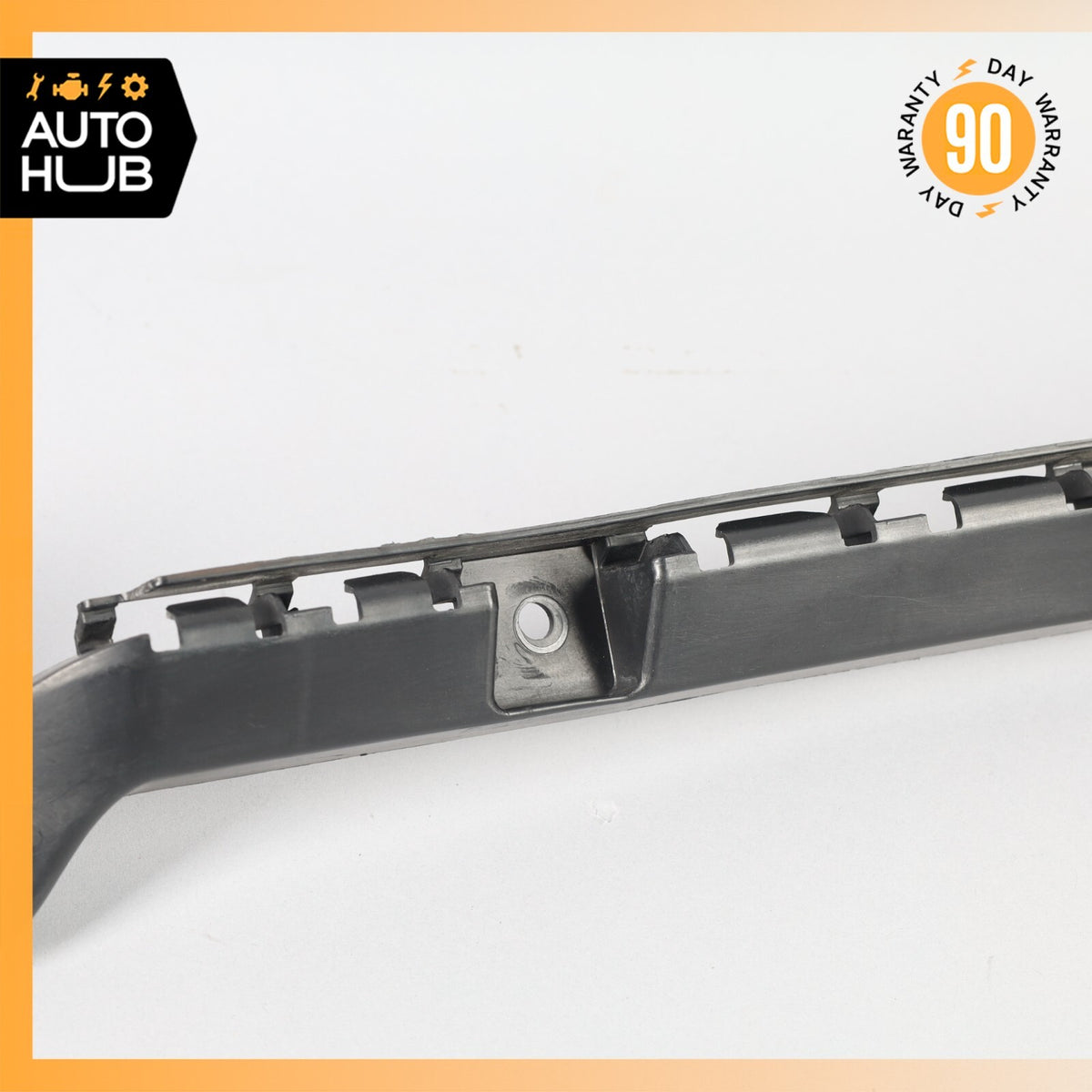 08-18 Maserati GranTurismo M145 Left Side Rocker Panel Side Skirt Bracket OEM - photo 3