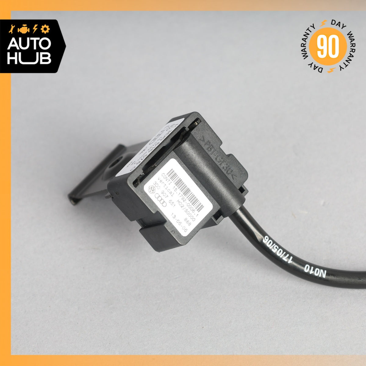 03-07 Bentley Continental GT GTC Rear Acceleration Sensor Module Unit OEM - photo 2