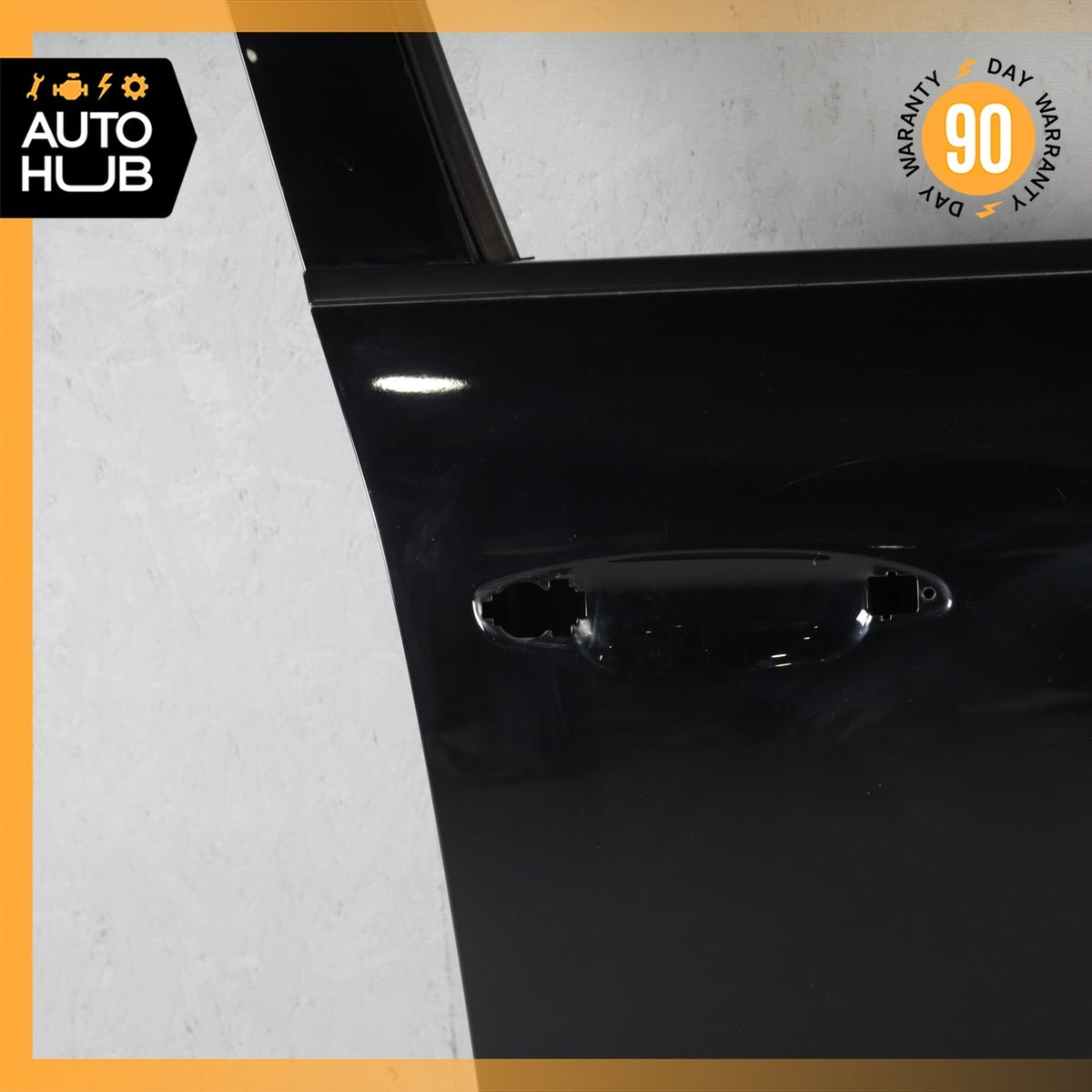 15-25 Porsche Macan 95B Front Right Passenger Side Door Shell Black OEM 89k - photo 5
