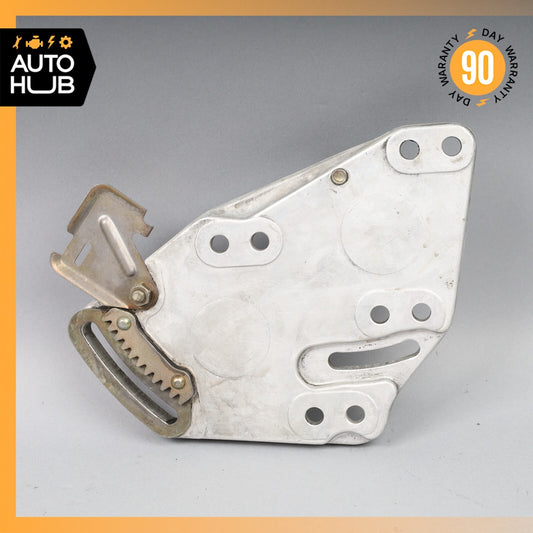 Mercedes R107 380SL Power Steering Pump Bracket 1174661141 OEM - photo 1
