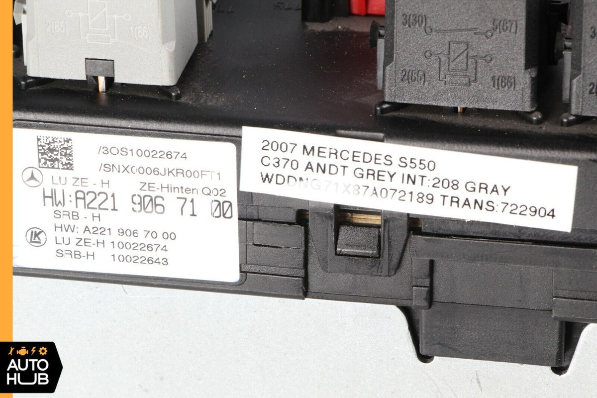 10-14 Mercedes W221 S550 CL550 Rear Trunk Fuse Box Relay Control Module OEM - photo 13