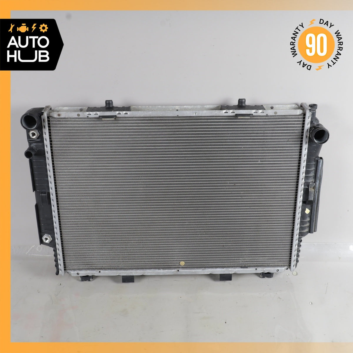 92-99 Mercedes W140 S500 400SEL Engine Water Cooling Radiator OEM - photo 2