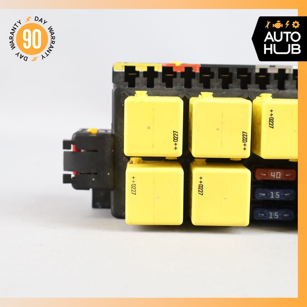 03-12 Mercedes R230 SL500 SL55 Front Left SAM Fuse Box Control Module OEM - photo 3