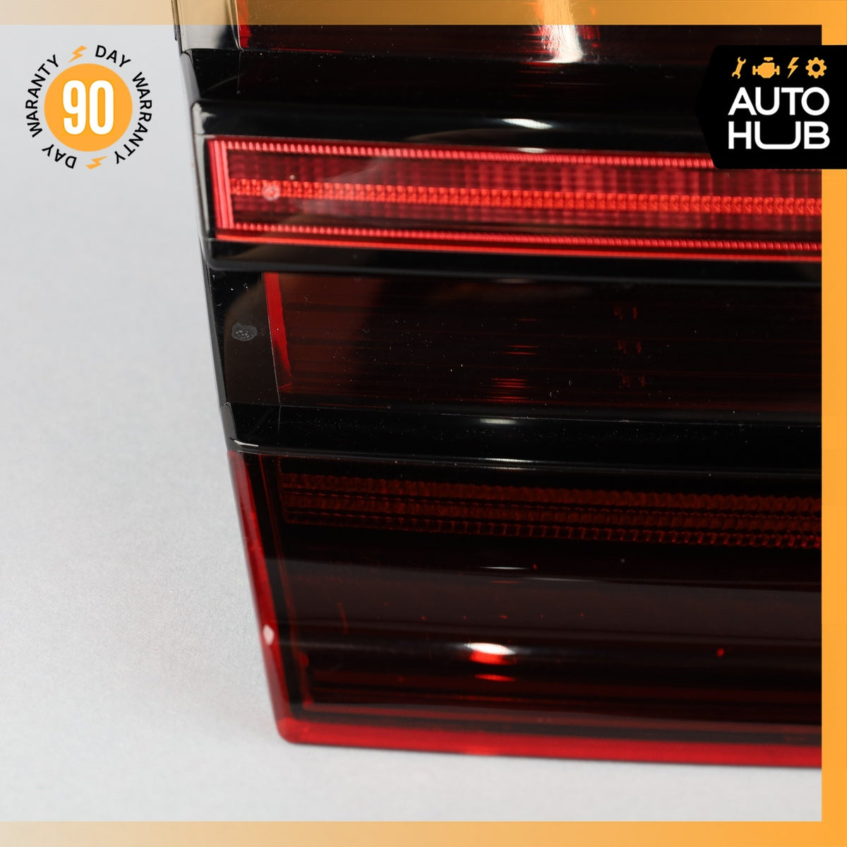 15-18 Porsche Macan 95B GTS Rear Left Side Inner Tail Light Lamp 95B945093C OEM - photo 4