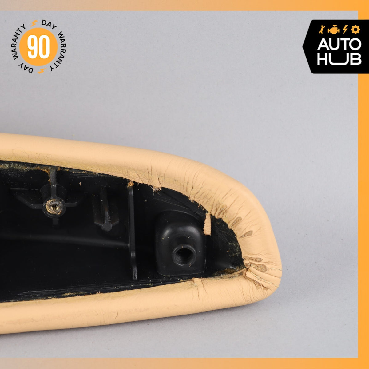 08-17 Maserati Granturismo M145 Rear Left Interior Door Panel Armrest OEM - photo 9