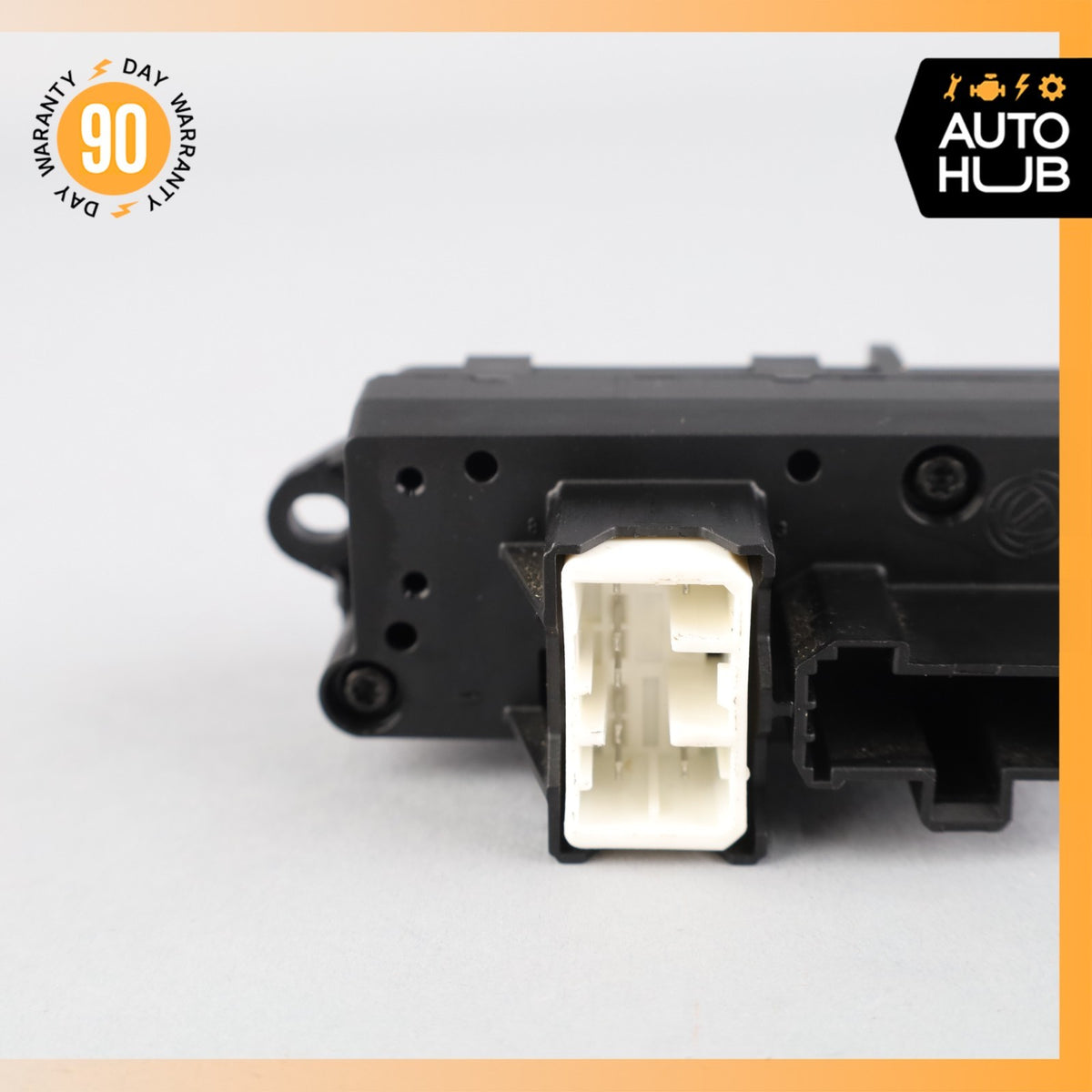 08-19 Maserati GranTurismo S GranCabrio M145 Hazard Light Control Switch OEM - photo 5