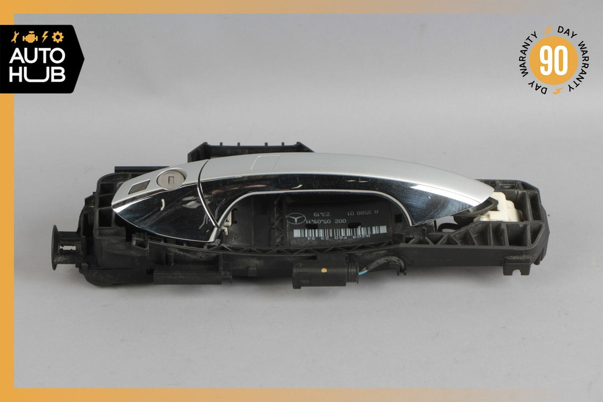 12-14 Mercedes W204 C250 C350 Front Left Exterior Door Handle Keyless Go OEM - photo 7