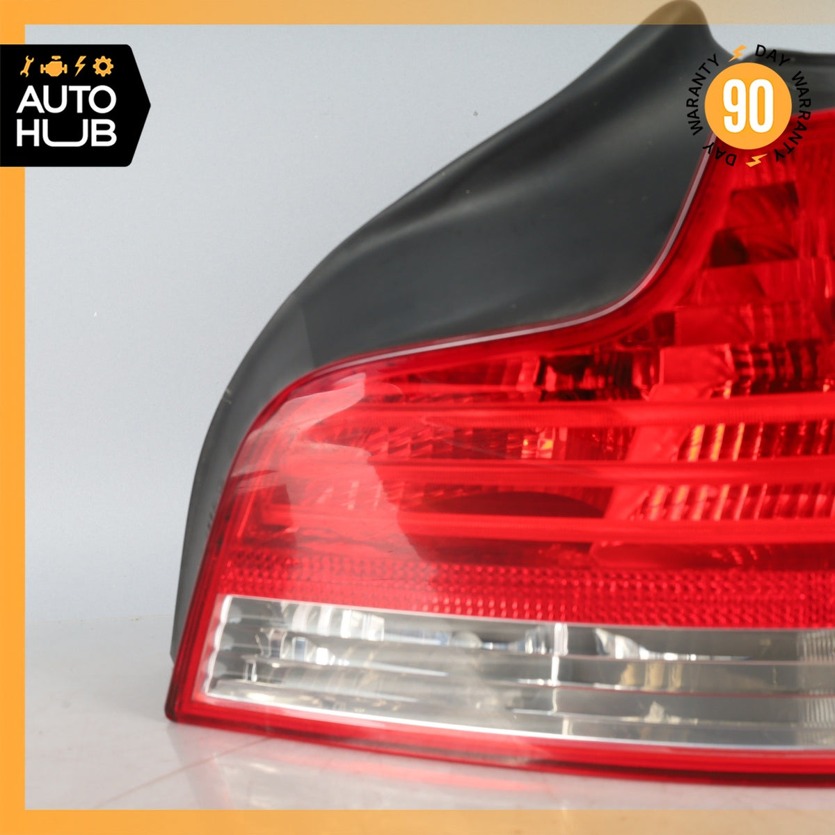 08-11 BMW E88 128i 135i Rear Right Taillight Tail Light Lamp OEM - photo 6