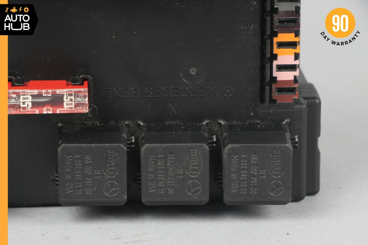 07-09 Mercedes W221 S550 CL550 S450 Rear Trunk Fuse Box 2215403250 OEM - photo 10