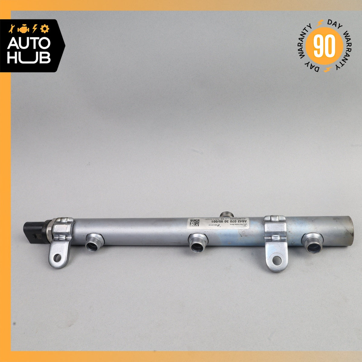 12-16 Mercedes X166 GL350 ML350 3.0L Bluetec Right Fuel Gas Injection Rail OEM - photo 2