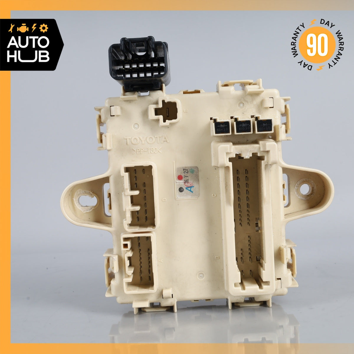 07-09 Lexus XU30 RX400H RX350 Fuse Relay Junction Box OEM - photo 3