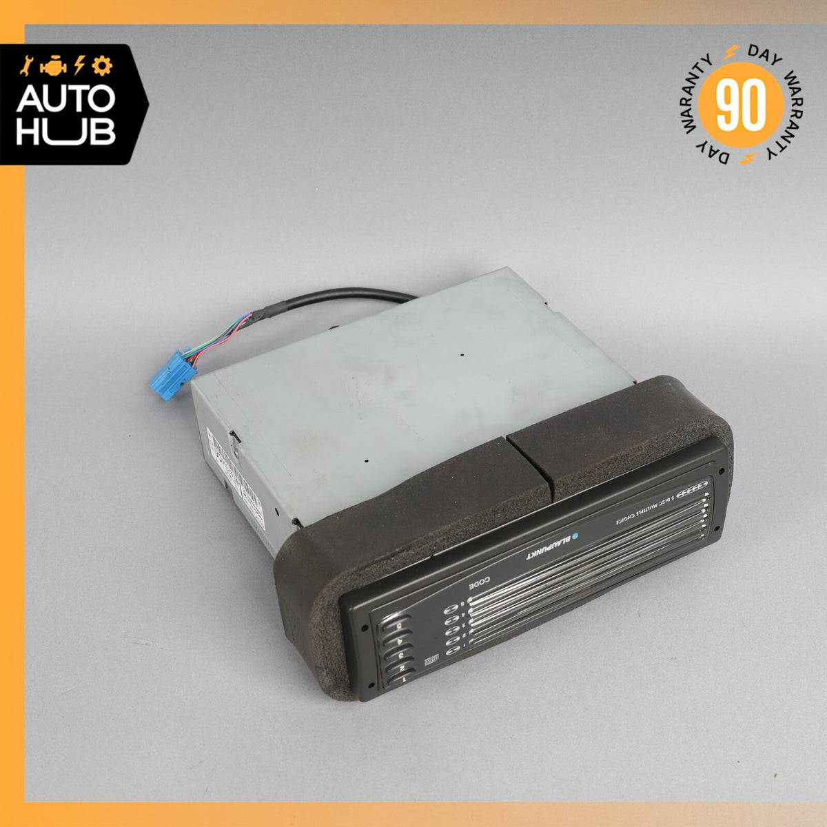 02-08 Maserati Coupe M138 Quattroporte M139 CD Changer 5 Disk Player OEM - photo 7