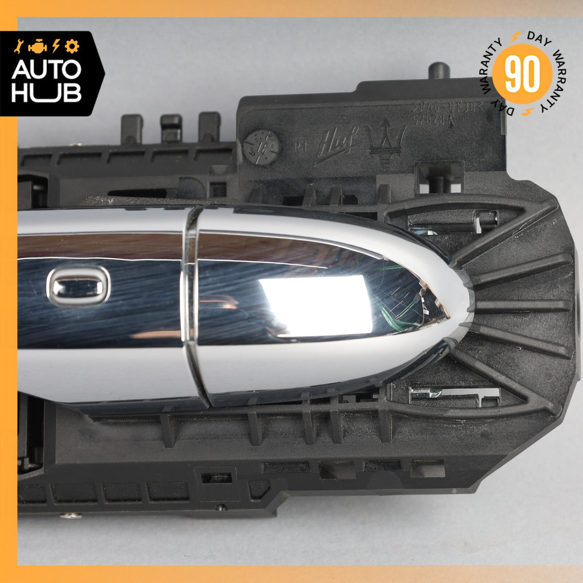 Maserati Levante S M161 Front or Rear Right Side Exterior Door Handle OEM 26k - photo 2
