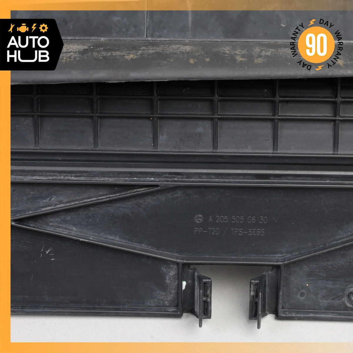 Mercedes W205 C300 Baffle Air Duct 2055050630 OEM - photo 4