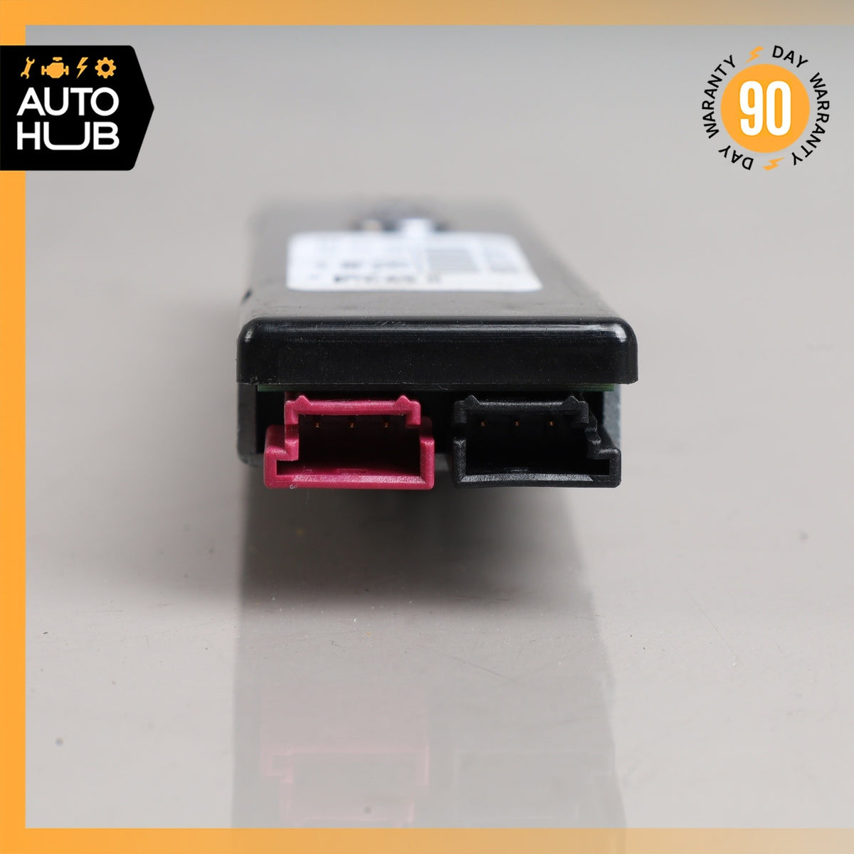 Mercedes X204 GLK350 Rear Antenna Amplifier Amp  2048202489 OEM - photo 4