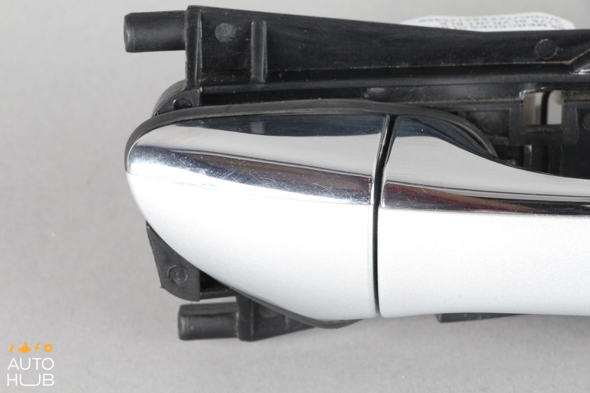 06-11 Mercedes W219 CLS500 CLS550 Exterior Door Handle Front Right Side OEM - photo 3