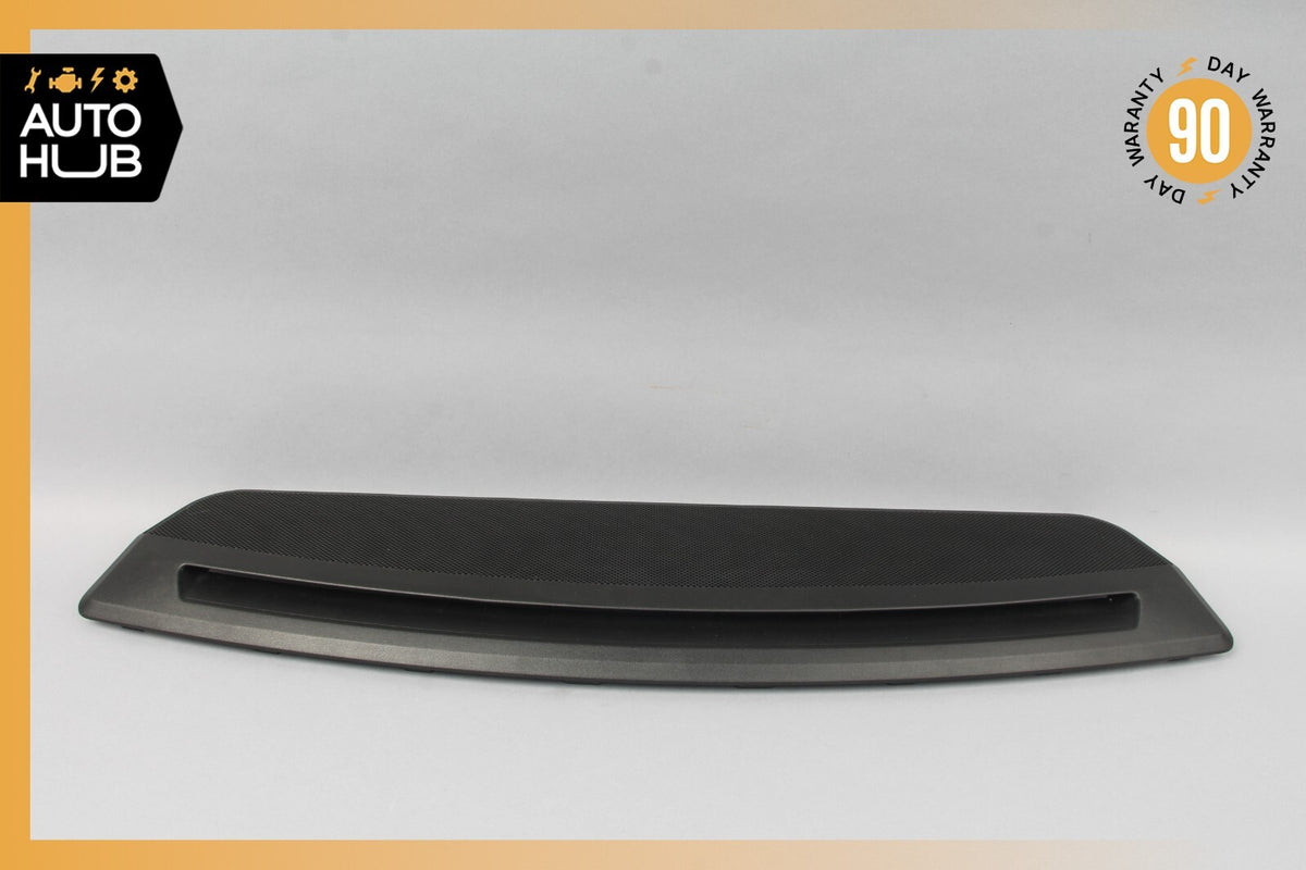 12-18 Mercedes W218 CLS63 CLS400 Rear 3RD Third Brake Stop Light Trim Black OEM - photo 1
