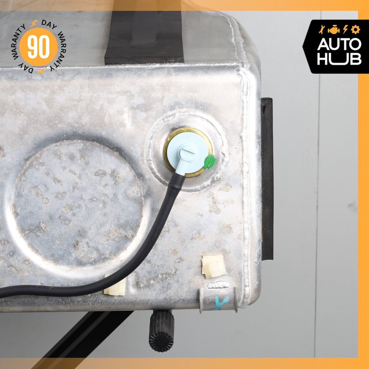 08-18 Maserati GranTurismo S M145 Gas Fuel Tank Reservoir Assembly OEM 11k - photo 6