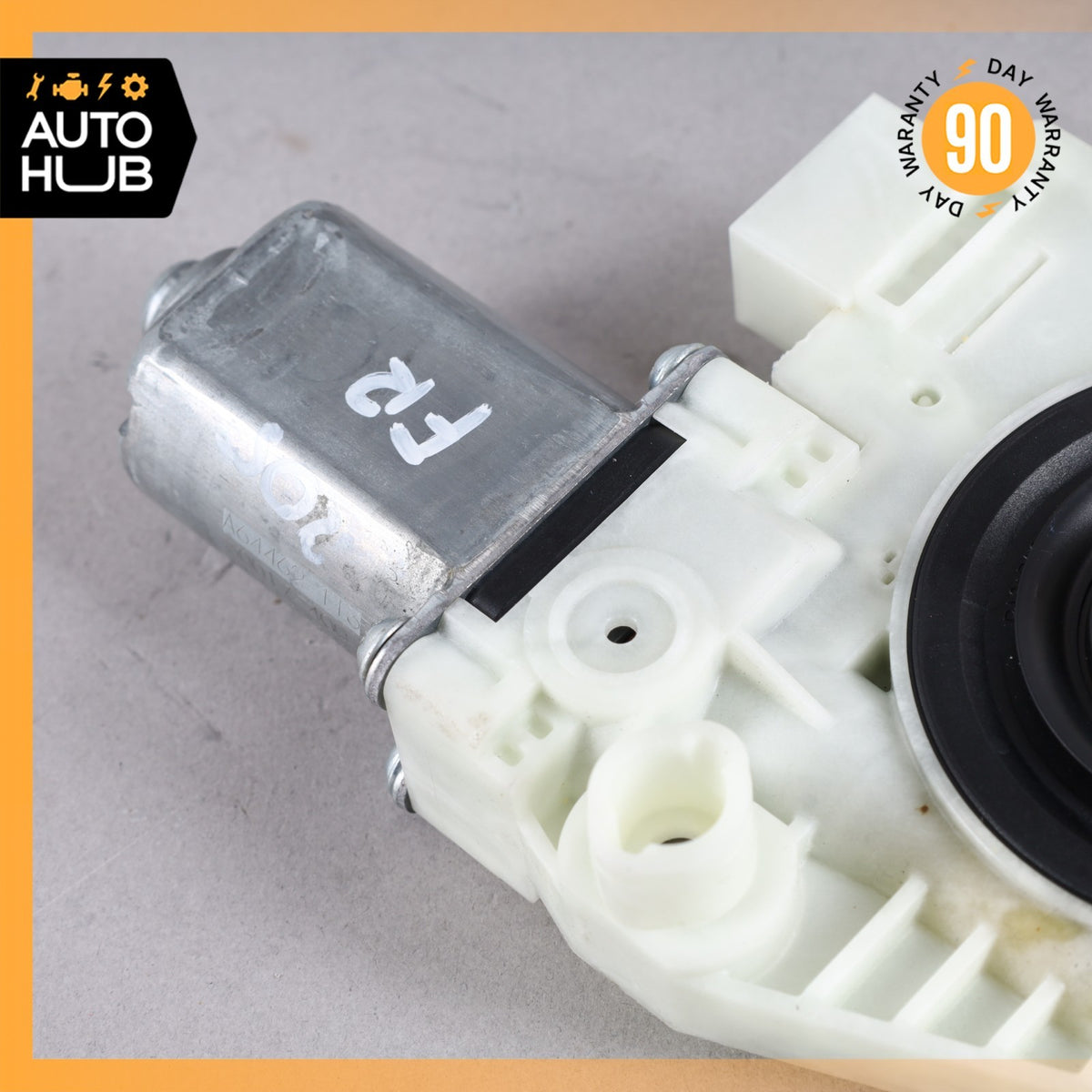 Mercedes W205 C350e Front Right Window Regulator Motor 2139069501 OEM - photo 8