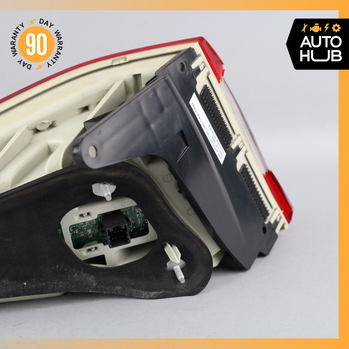 08-12 Maserati GranTurismo M145 Right Side Outer Tail Light Lamp 234380 OEM 74k - photo 13