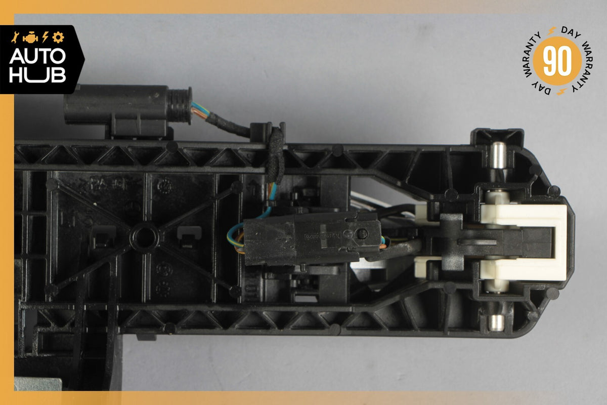 12-14 Mercedes W204 C250 C350 Front Left Exterior Door Handle Keyless Go OEM - photo 11