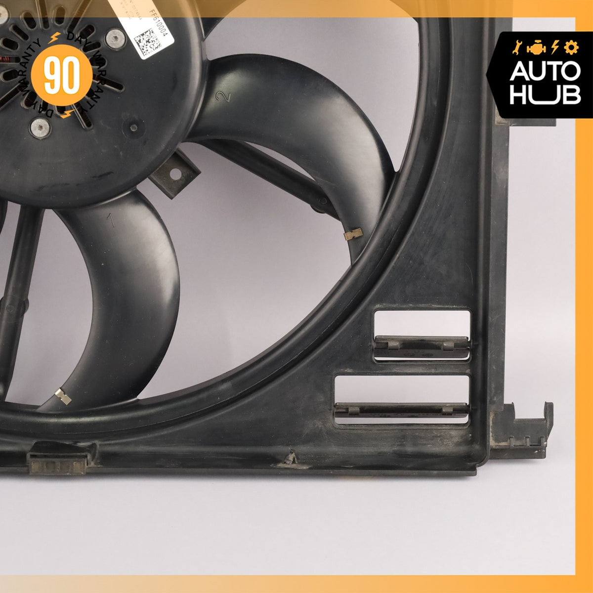 17-26 Alfa Romeo 952 Giulia Engine Cooling Fan Assembly OEM 73k - photo 4