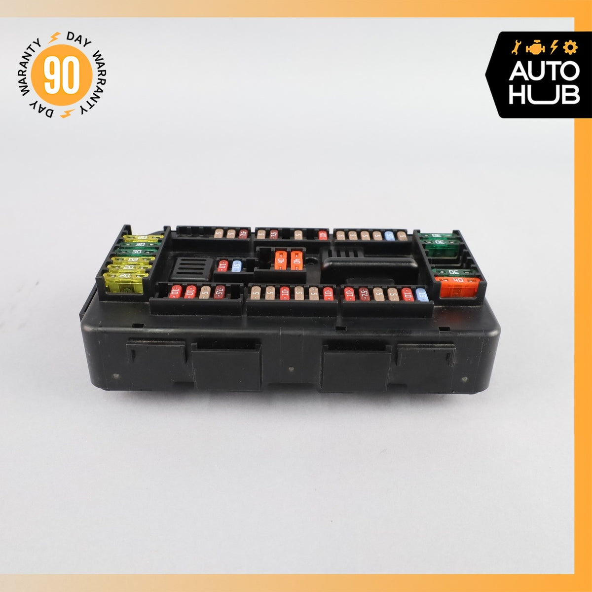 12-18 BMW F30 320i 328i 335i M3 Front Distribution Relay Junction Fuse Box OEM - photo 4