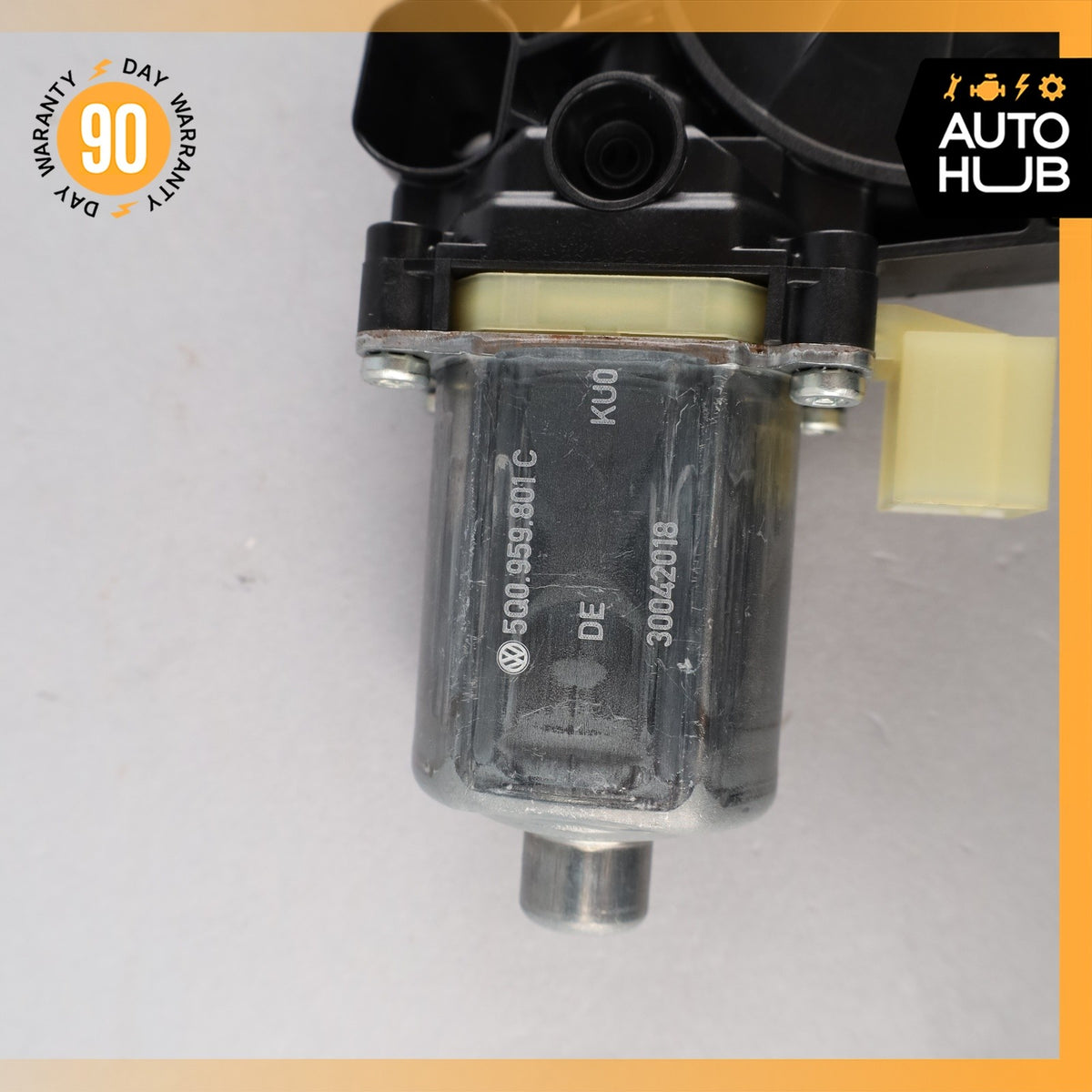 Porsche Macan 95B Front Left Driver Side Door Window Regulator Motor OEM - photo 10
