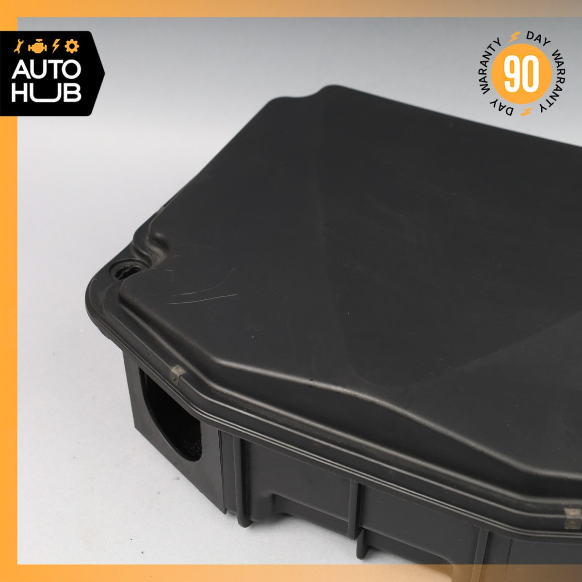 04-19 Maserati Quattroporte M139 Engine Fusebox Control Module Bay Cover OEM - photo 3