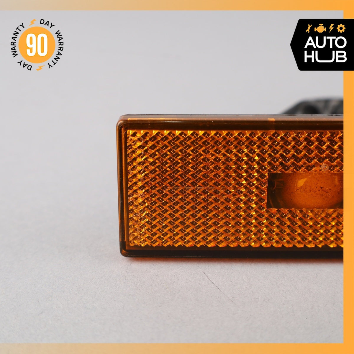 Maserati M138 Coupe 4200 CC Front Marker Yellow Light OEM 27k - photo 4