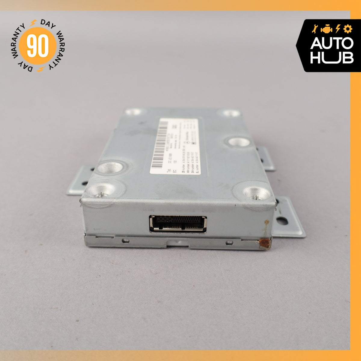 Mercedes R230 SL550 E350 C300 Communication Interface Module 2049005704 OEM - photo 5